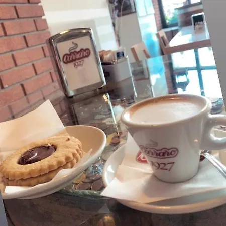 בית הארחה Caffe Martini 3*